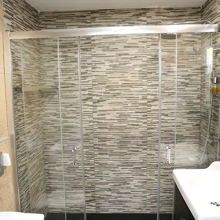 Appartement Avenida De La Cornisa 11